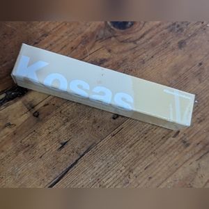 Kosas revealer tone 5.5